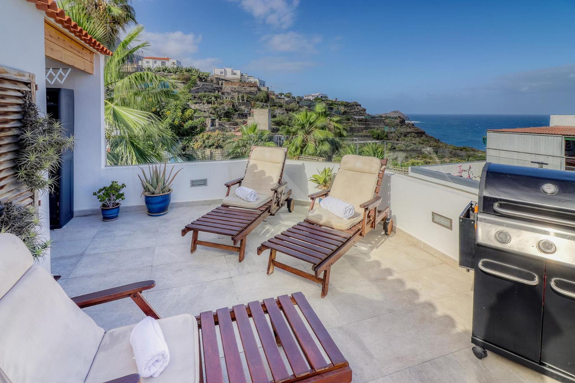 Big Terraced House, 100M To The Beach, With Bbq And Sea View Guincho  Экстерьер фото