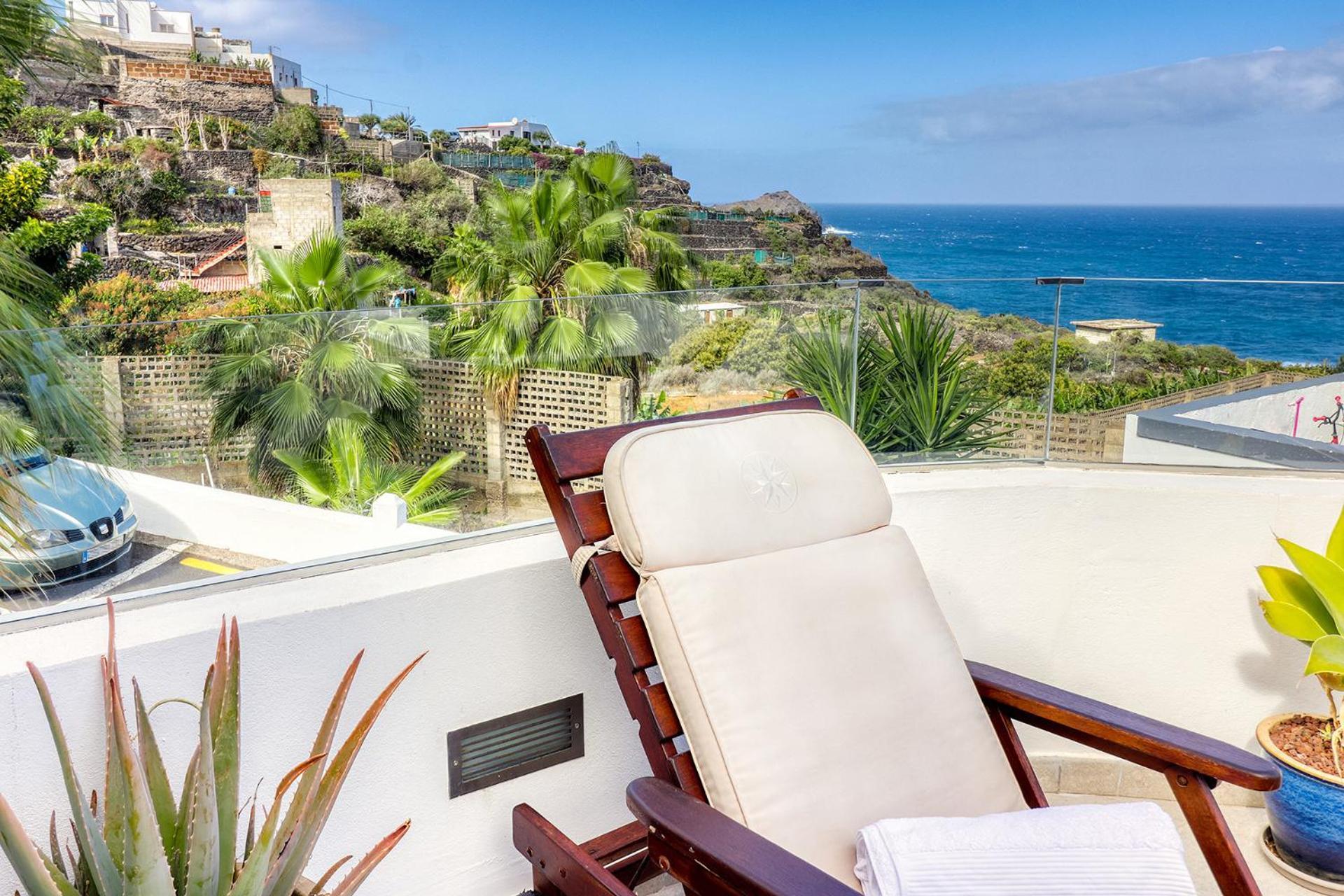 Big Terraced House, 100M To The Beach, With Bbq And Sea View Guincho  Экстерьер фото